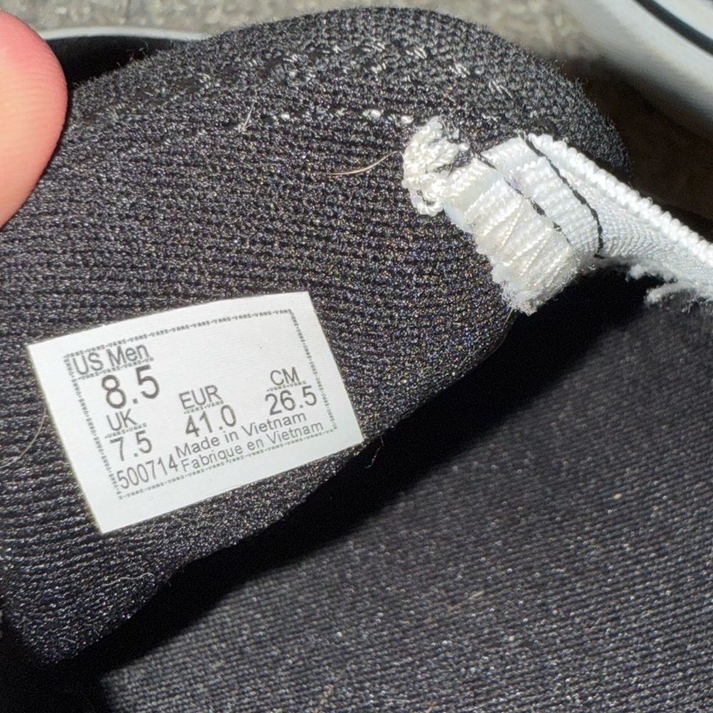 Mens vans - Picture 4 of 4